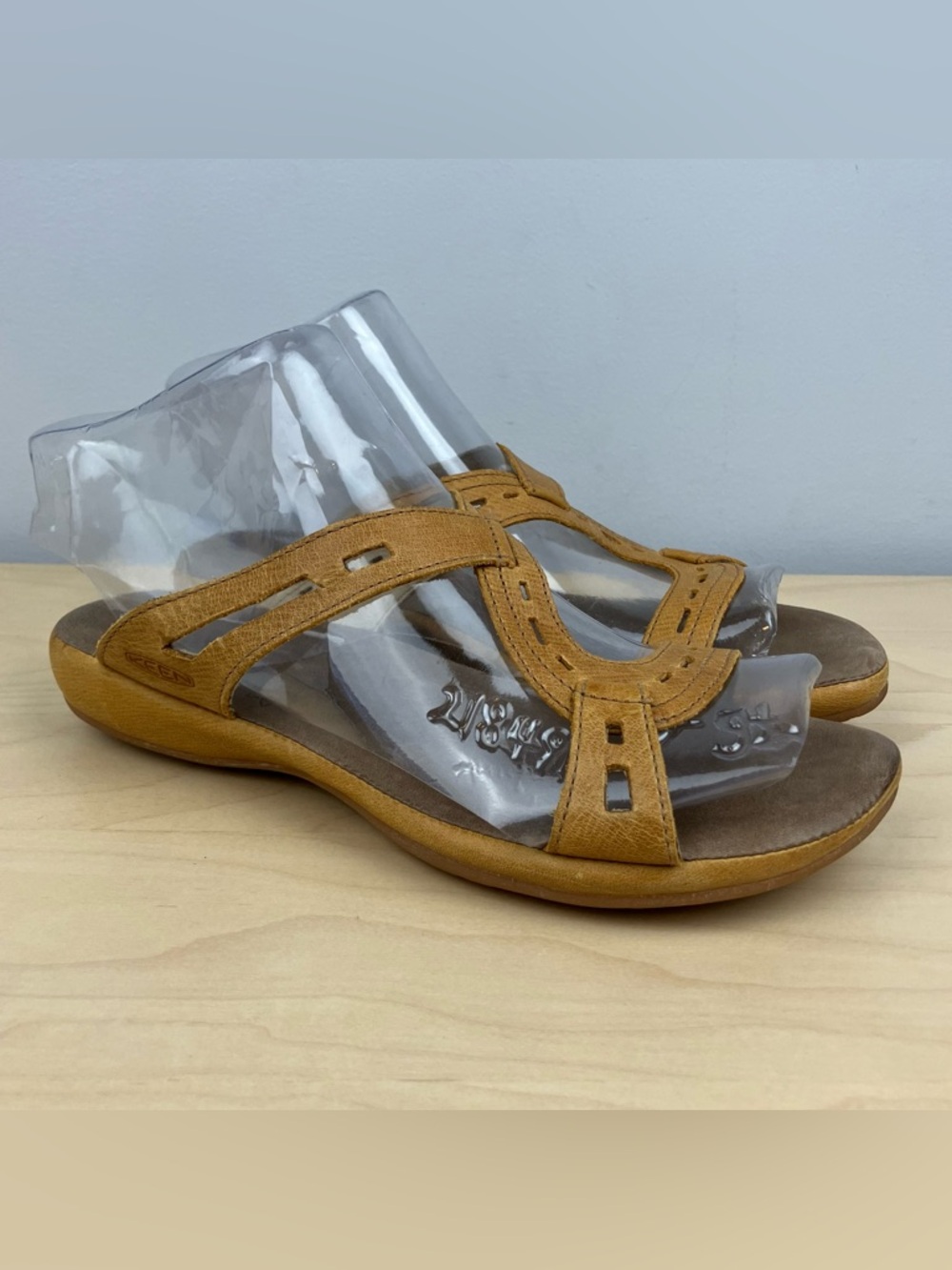 Keen Women’s Size 8.0 Honey Golden Brown Leather Slide Sandals Open Back